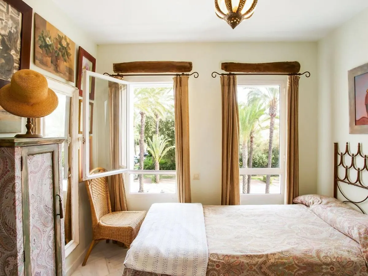 Belvilla By Oyo Apartment In San Roque Cadiz سوتوغراندِ 0*,
